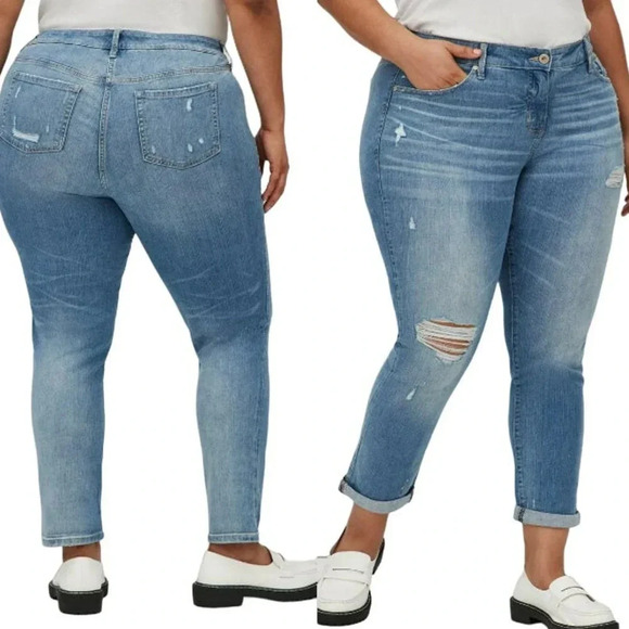 Torrid Denim Boyfriend Straight Vintage Stretch Distressed Jeans Size 16R Blue - Picture 2 of 16